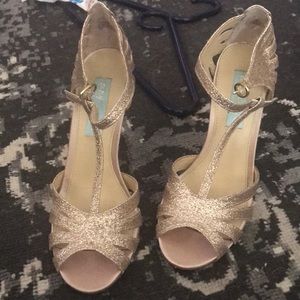 Betsy Johnson rose gold heels